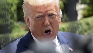 Trump'ı azil maddesi kabul edildi