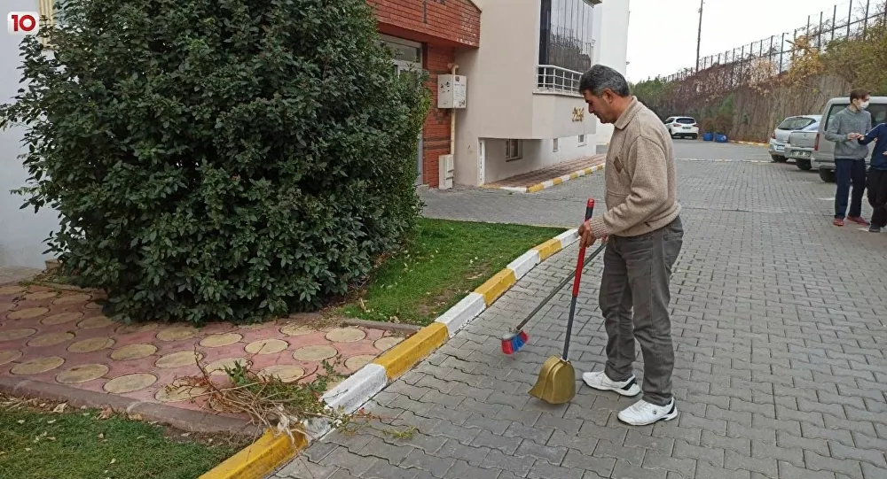10 yıl sonra kapıcılığını yaptığı siteden ev aldı 