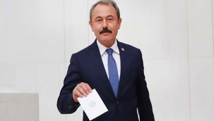 AK Parti'li vekilden skandal sözler: Kuru ekmek yiyorlarsa aç değiller 