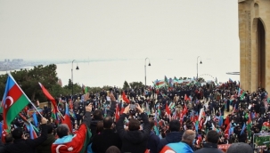 Azerbaycan'da 8 Kasım tarihi 'Zafer Günü' ilan edildi