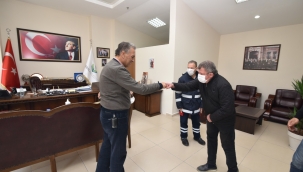 Başkan Uygur 16 yıl önce işe aldığı engelli işçileri ağırladı