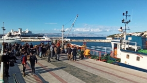 İzmir'de gemiye 'yasa dışı geçiş' baskını!