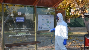 İzmir'de kamuya açık 246 bin nokta dezenfekte edildi