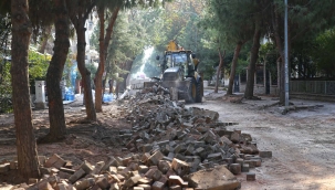 Karşıyaka’nın simge sokağı yenileniyor!