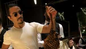 Nusret 850 bin TL maaş vereceği müdür arıyor