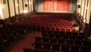 Sahne koronavirüse ilk kurbanını verdi, sanatçılar çağrı yaptı 