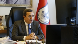 Batur: “Kadınlarını geri bırakan toplum geride kalmaya mahkûmdur” 