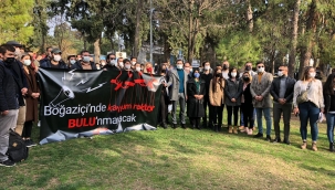 CHP İzmir Gençlik'ten 'kayyum rektör' çıkışı: Bilime kelepçe vurulmaz!