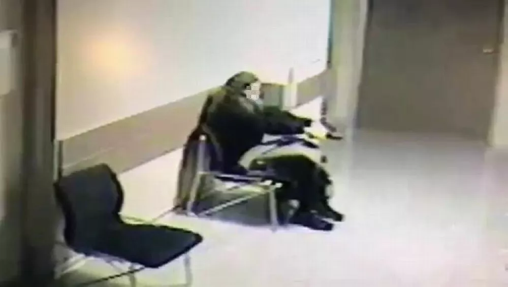 Erkek arkadaşının öldüğünü öğrenen kadın, hastane koridorunda intihar etti 