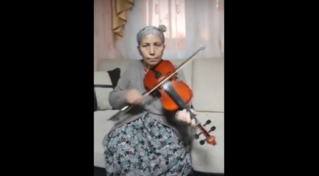 Menemenli Elif Teyze'nin videosu paylaşım rekorları kırdı!