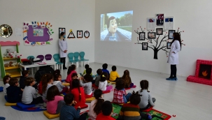 Nar Çiçekleri’ne  geri dönüşüm eğitimi 