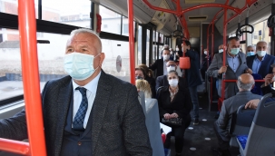 Ulucak’ta ESHOT ve doğalgaz sevinci!