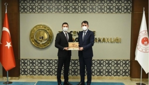 Başkan, Foça'ya 'hayat öpücüğü' olacak dedi.. İmar planı için yol haritasını açıkladı!