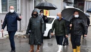 Başkan Selvitopu sıkıntı yaşanan noktalara giderek çalışmaları denetledi