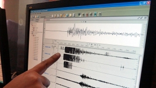 Endonezya'da 6.5 büyüklüğünde deprem 