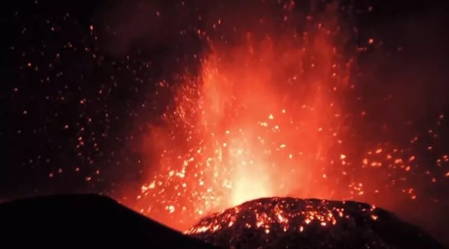 Etna Yanardağı lav püskürtmeye başladı