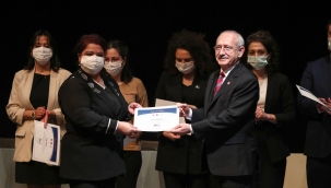 Kılıçdaroğlu'ndan Buca'ya sertifika onuru!