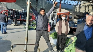 Şemsiye ile uçan adam: 2023'te ben de uzaya gitmek istiyorum 