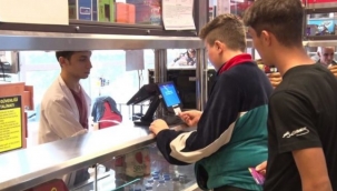 Servisçiler ve kantinciler 