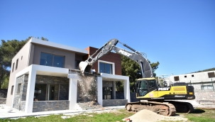 5 soruda Bornova'da kaçak yapıların yıkımı! Neden şimdi yıkılıyor?