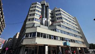 AK Partili Hızal'dan iddia: İzmir Büyükşehir Belediyesi 4 yaşındaki çocuğa icra takibi başlattı!