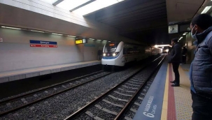 İZBAN'da yine intihar vakası: Trenin geçişi sırasında raylara atladı