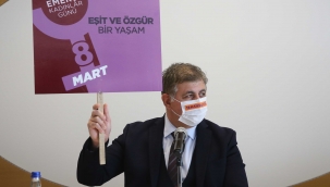 Karşıyaka Meclisi’nde 8 Mart unutulmadı!