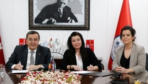 Konak Gençlik Destek Merkezi için ilk imzalar atıldı