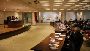 Ak Parti Selçuk'ta parti içi kriz: Meclis toplantılarına neden katılmıyor?