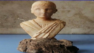 Alçıdan yaptıkları heykeli 1 milyon liraya satmaya çalıştılar