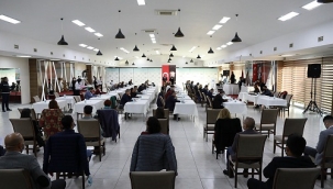 Bayraklı'nın 2020 yılı faaliyet raporu meclisten geçti 