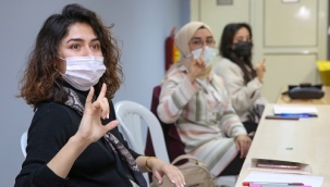 Buca'da engelli bireylere 'dil' desteği! 