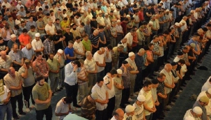 Diyanet İşleri'nden 'teravih namazı' kararı!