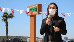 Efes Tarlası Yaşam Köyü’nde üreticilere fide