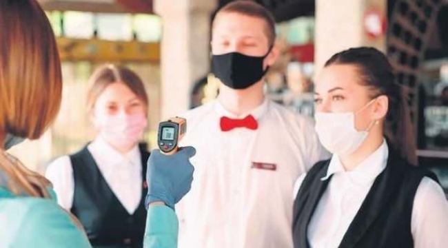 ‘Mayıs ayına kadar tüm turizm çalışanları aşılanacak