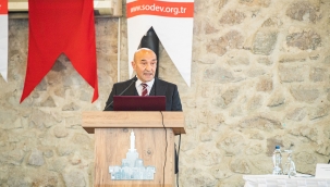 Soyer 'Başkanlık Sistemi'ni eleştirdi: Demokratik dönüşüme ihtiyaç var!