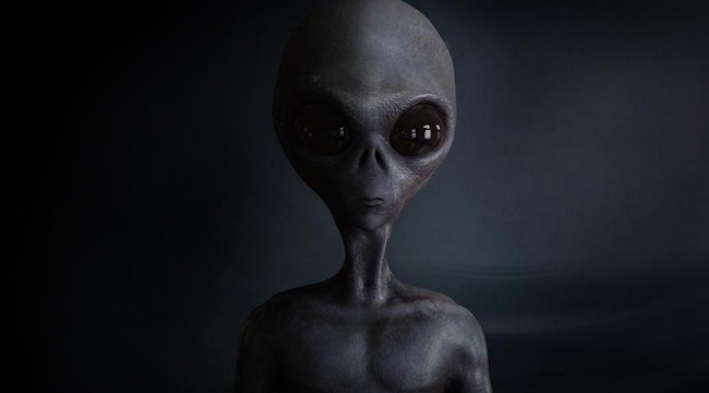 Ünlü bilim insanı açıkladı.. Uzaylılarla temas ne zaman?