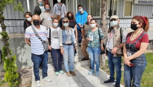 Çiğli Belediyesi tam kapanmada sokak sakinlerini unutmadı