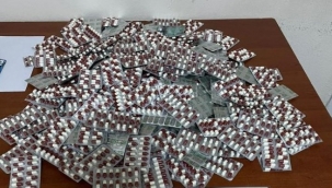 İzmir'de bekçinin dikkati ile 3 bin 472 uyuşturucu hap ele geçirildi 