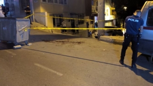 İzmir'de 'Yüksek sesle müzik dinliyor' kavgası: 1 ölü 1 yaralı