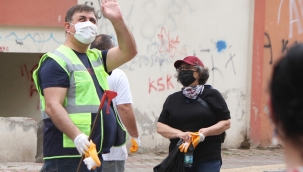 Karşıyaka'da aralıksız tam kapanma mesaisi!