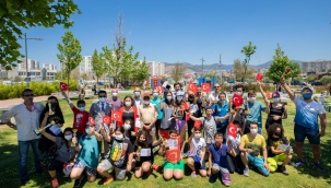 Karşıyaka’da kanolar ‘19 Mayıs’ için suya indi 