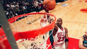 Michael Jordan’ın forması 1,38 milyon dolara satıldı