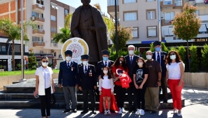 Narlıdere, 19 Mayıs’ı kutladı! 