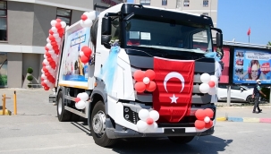 Narlıdere Belediyesi'ne 2 yeni çöp kamyonu daha! 