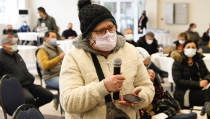 'Yiyin gari' Seferihisarlı esnafı memnun etti!