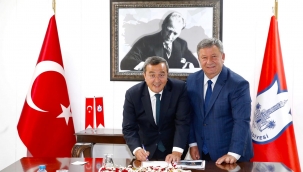 Başkan Batur SODEY’e katıldı