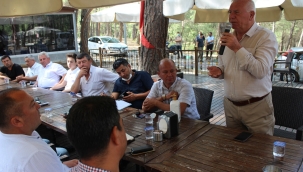 Başkan Karakayalı, muhtarlarla buluştu 