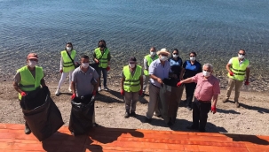 Belediye çalışanları temizlikte öncü oldu… 