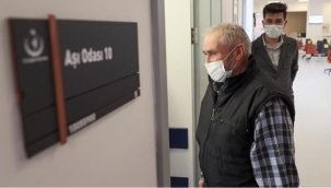 Bilim Kurulu üyesi uyardı: 4 randevudan 1'i aşı oluyor 